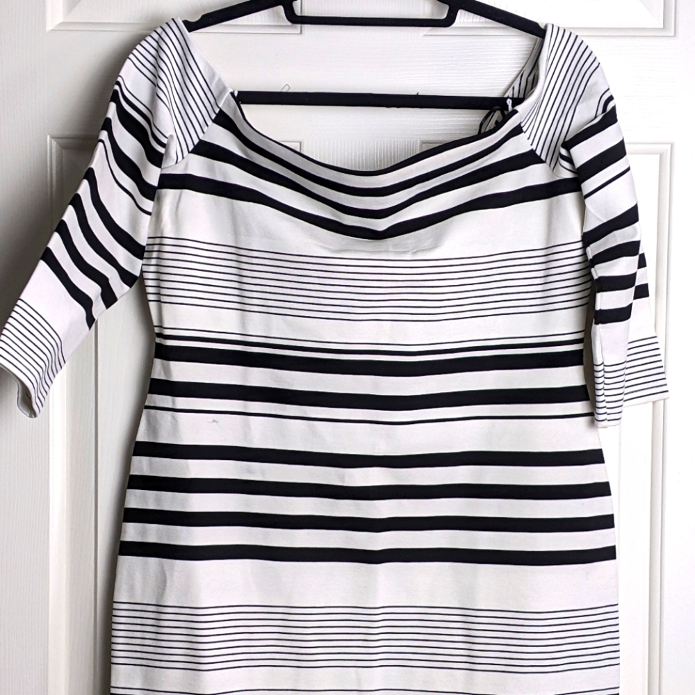 Off shoulder fitted dress